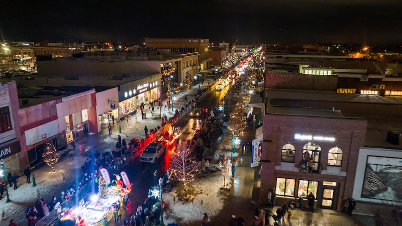 Holiday magic comes to Twin Falls Holiday magic comes to Twin Falls