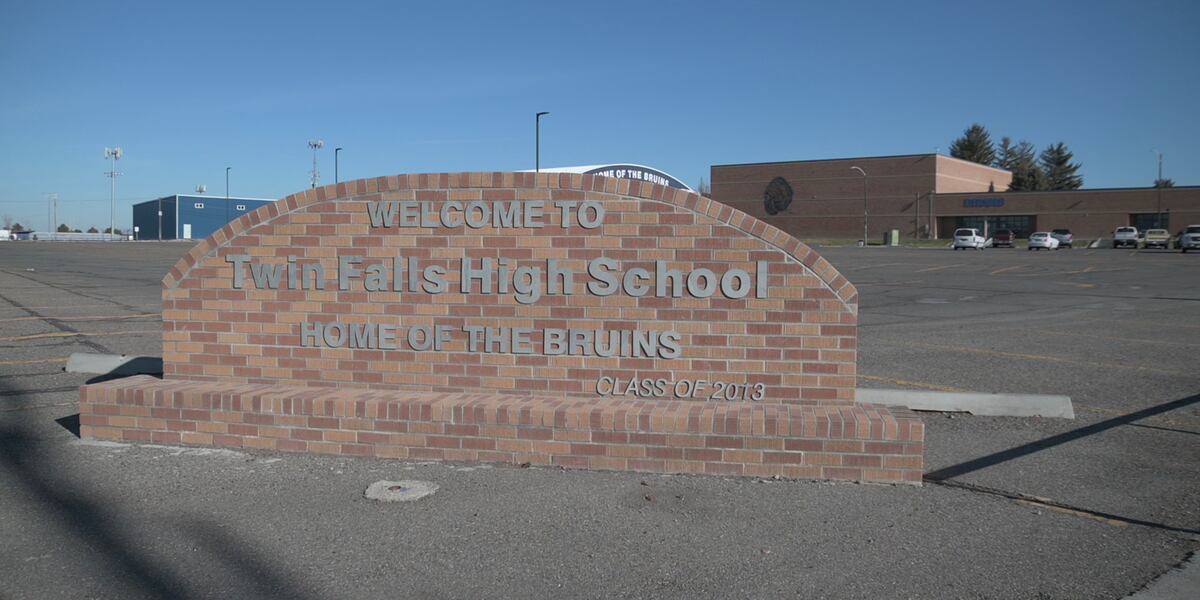 Twin Falls School District discusses four day inperson schedule after