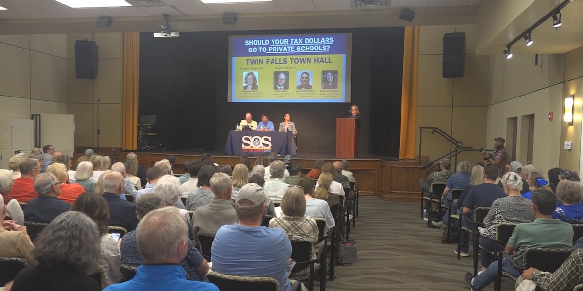 Town hall held on threats to public education
